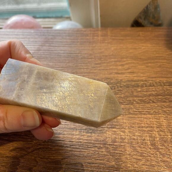 Peach moonstone 4-sided tower banding standing point polished decor natural flas - Picture 16 of 16